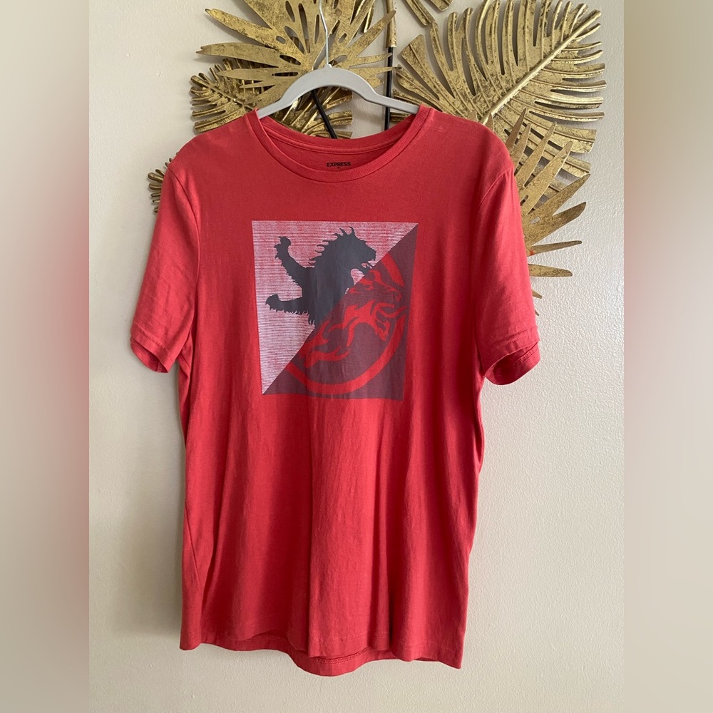 Express Bold Red Lion Graphic Tee